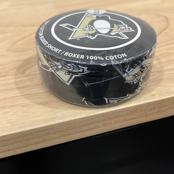 NHL | Pittsburgh Penguins Boxer Shorts - Picture 3 of 3